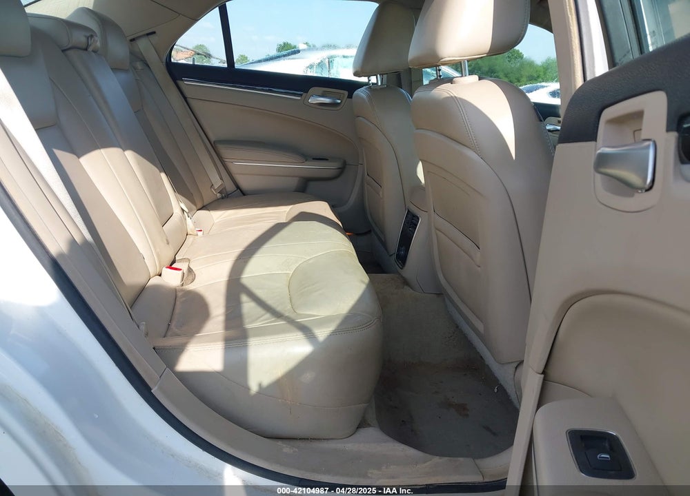 2014 CHRYSLER 300 VIN: 2C3CCAAG7EH327508