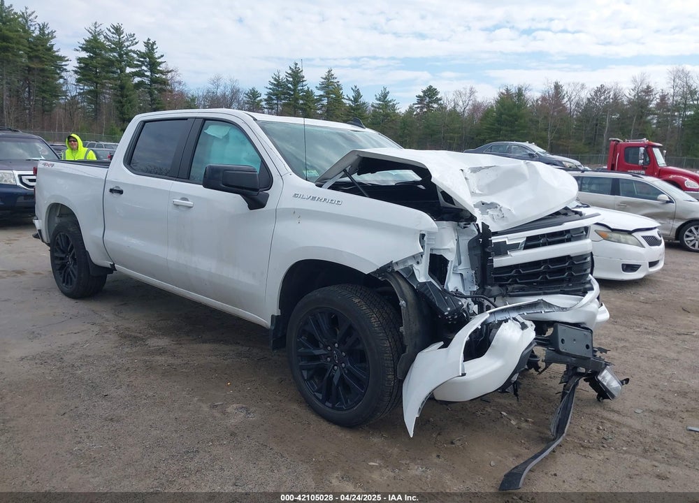 2024 CHEVROLET SILVERADO 1500 4WD SHORT BED RST VIN: 3GCPDEEK8RG353931