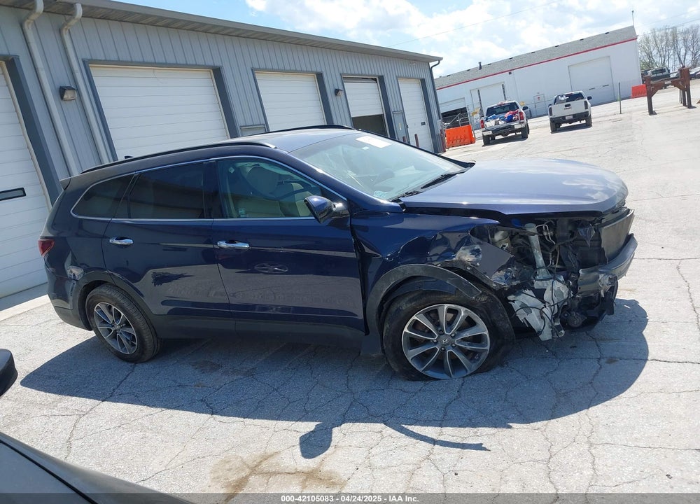 2017 HYUNDAI SANTA FE VIN: KM8SMDHF0HU176740