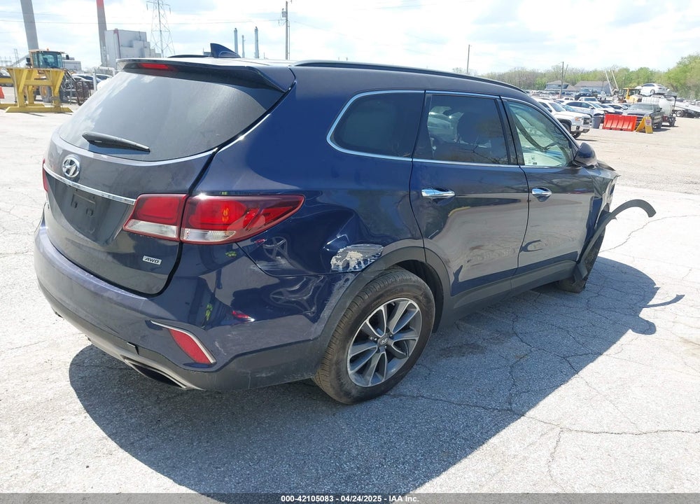 2017 HYUNDAI SANTA FE VIN: KM8SMDHF0HU176740