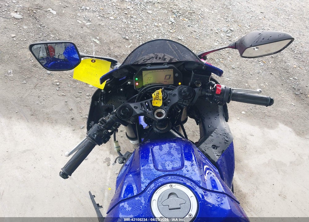 2024 YAMAHA YZFR3 A VIN: MH3RH18Y4RK016205