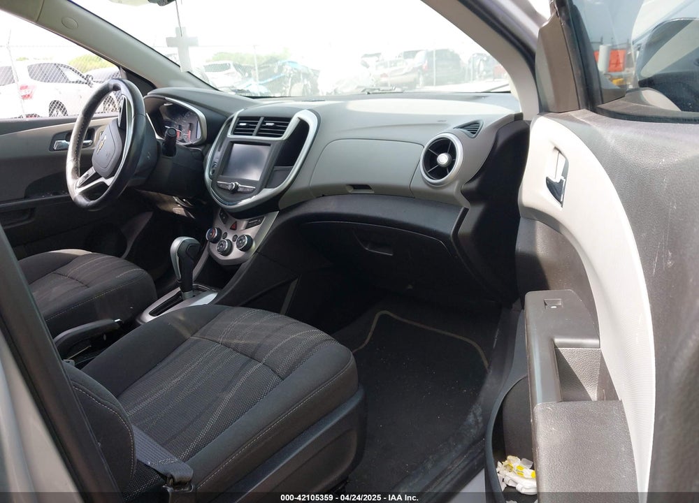 2017 CHEVROLET SONIC LT AUTO VIN: 1G1JD5SH5H4137182