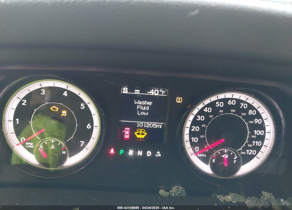 2019 RAM 1500 VIN: 1C6RR7TT8KS649717