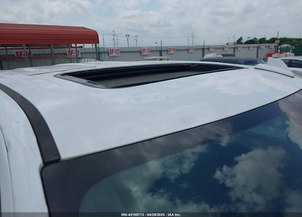 2019 GMC SIERRA 1500 SLT VIN: 3GTU9DED4KG197425