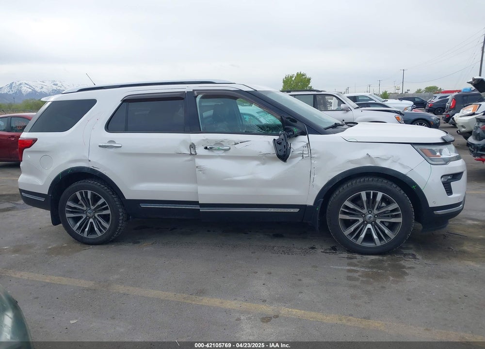 2018 FORD EXPLORER PLATINUM VIN: 1FM5K8HT1JGA62332