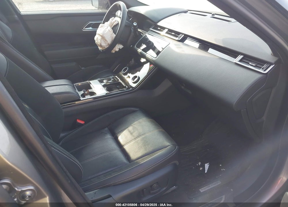 2020 LAND ROVER RANGE ROVER VELAR VIN: SALYK2FV8LA243025
