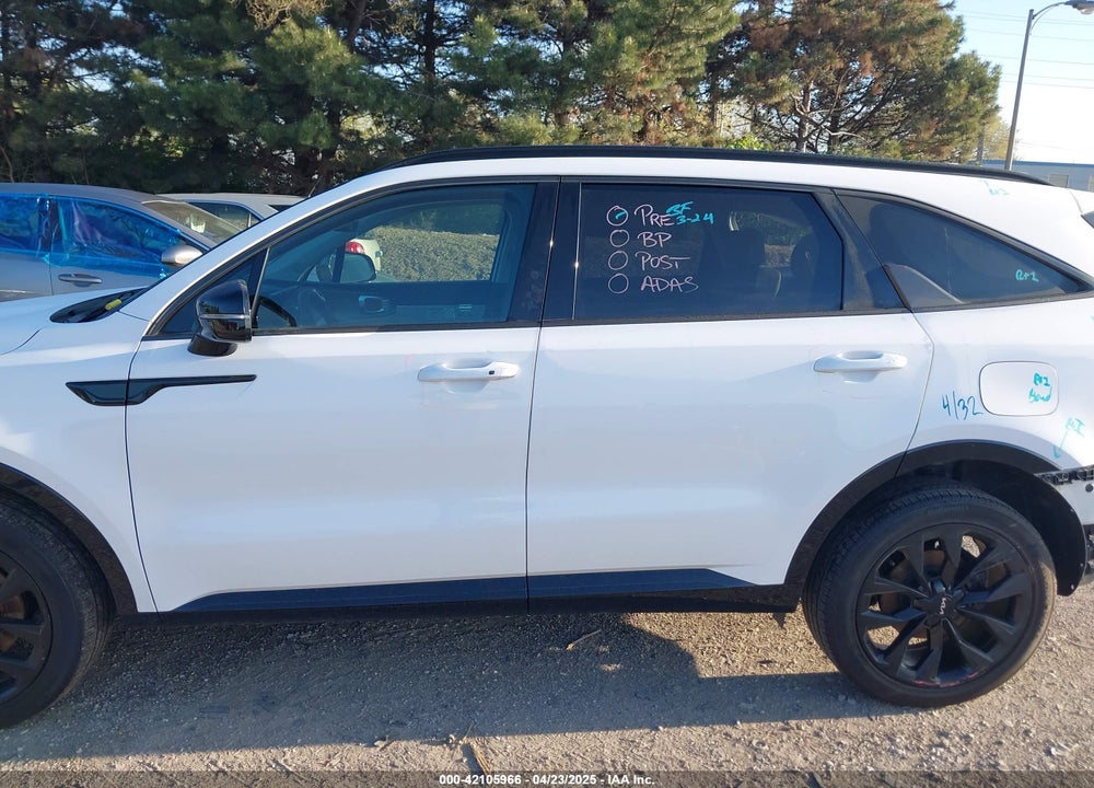 2023 KIA SORENTO SX VIN: 5XYRKDLF1PG202133