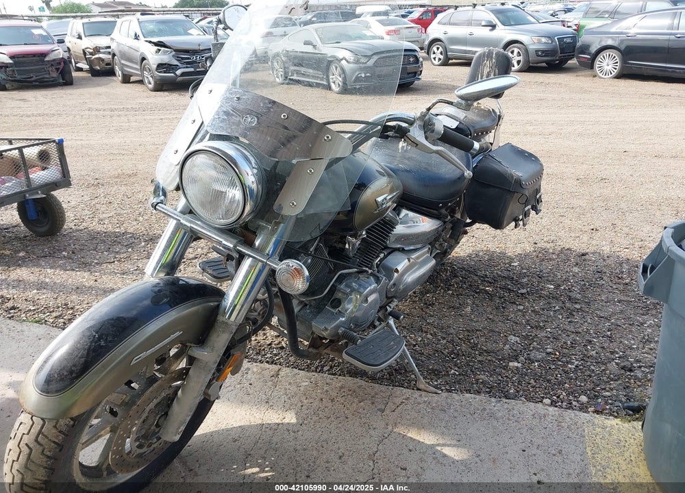 2005 YAMAHA XVS1100 VIN: JYAVP11E35A074270