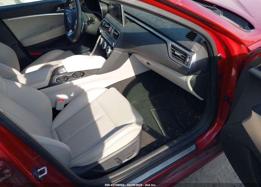 2020 GENESIS G70 VIN: KMTG64LA8LU062365
