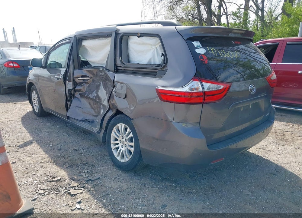 2016 TOYOTA SIENNA XLE 8 PASSENGER VIN: 5TDYK3DC0GS764053