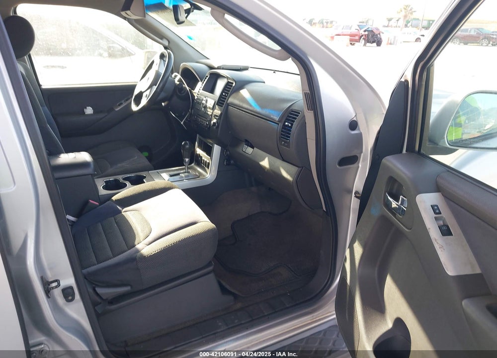 2008 NISSAN PATHFINDER SE VIN: 5N1AR18UX8C640889