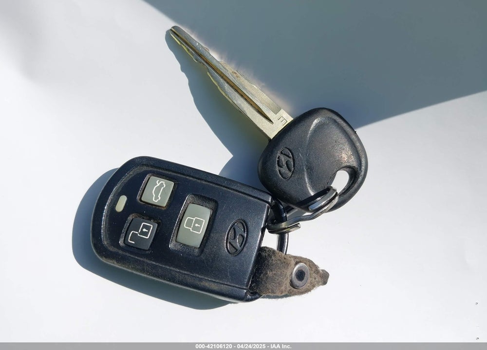 2004 HYUNDAI SONATA GLS/LX VIN: KMHWF35H64A980631