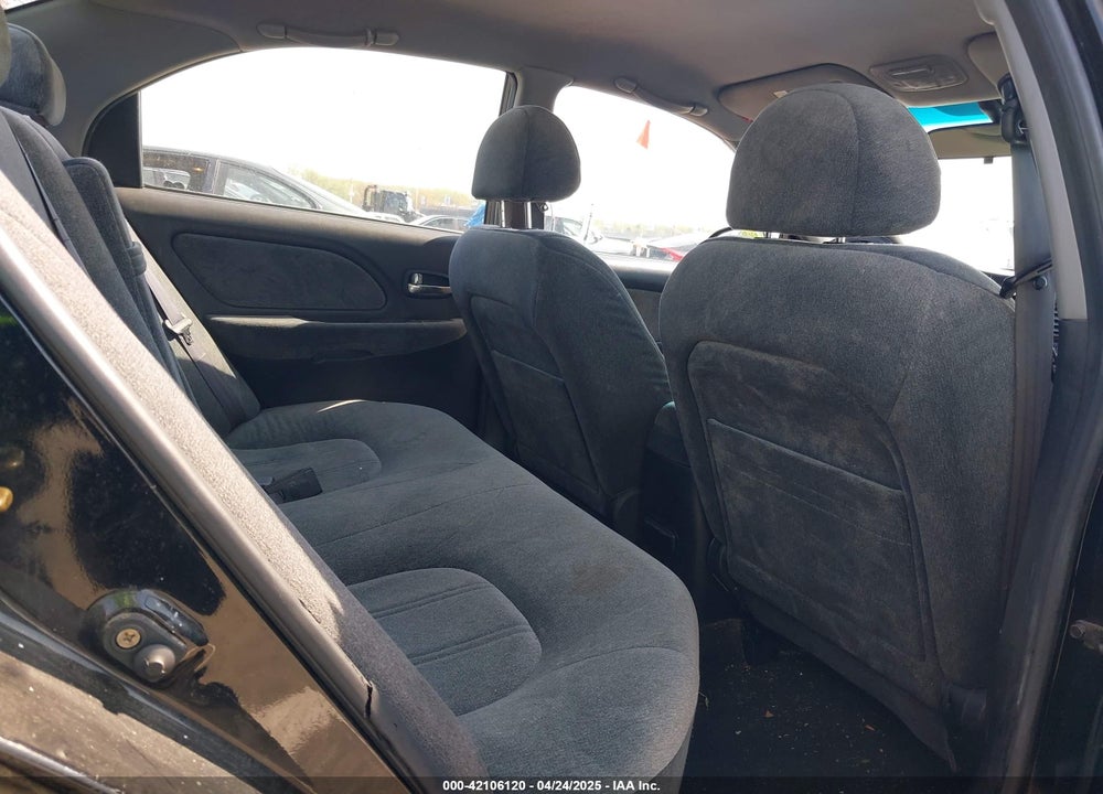 2004 HYUNDAI SONATA GLS/LX VIN: KMHWF35H64A980631