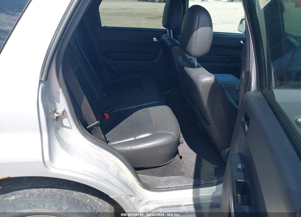2011 FORD ESCAPE VIN: 1FMCU9EGXBKA68143