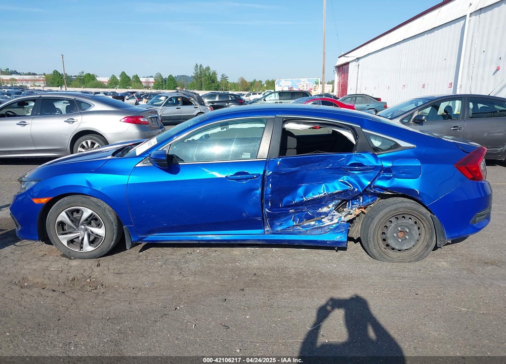 2019 HONDA CIVIC LX VIN: 19XFC2F68KE210252