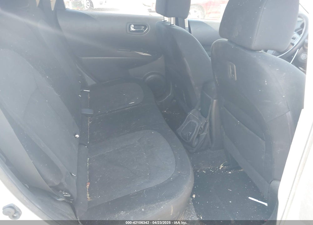 2013 NISSAN ROGUE S VIN: JN8AS5MV7DW137686