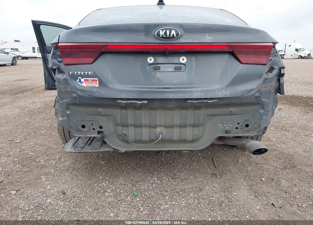 2021 KIA FORTE LXS VIN: 3KPF24AD9ME358627