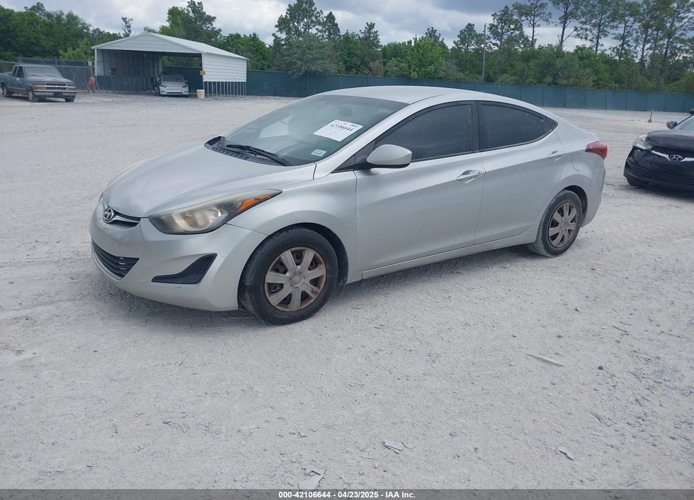 2016 HYUNDAI ELANTRA VIN: 5NPDH4AE5GH750664