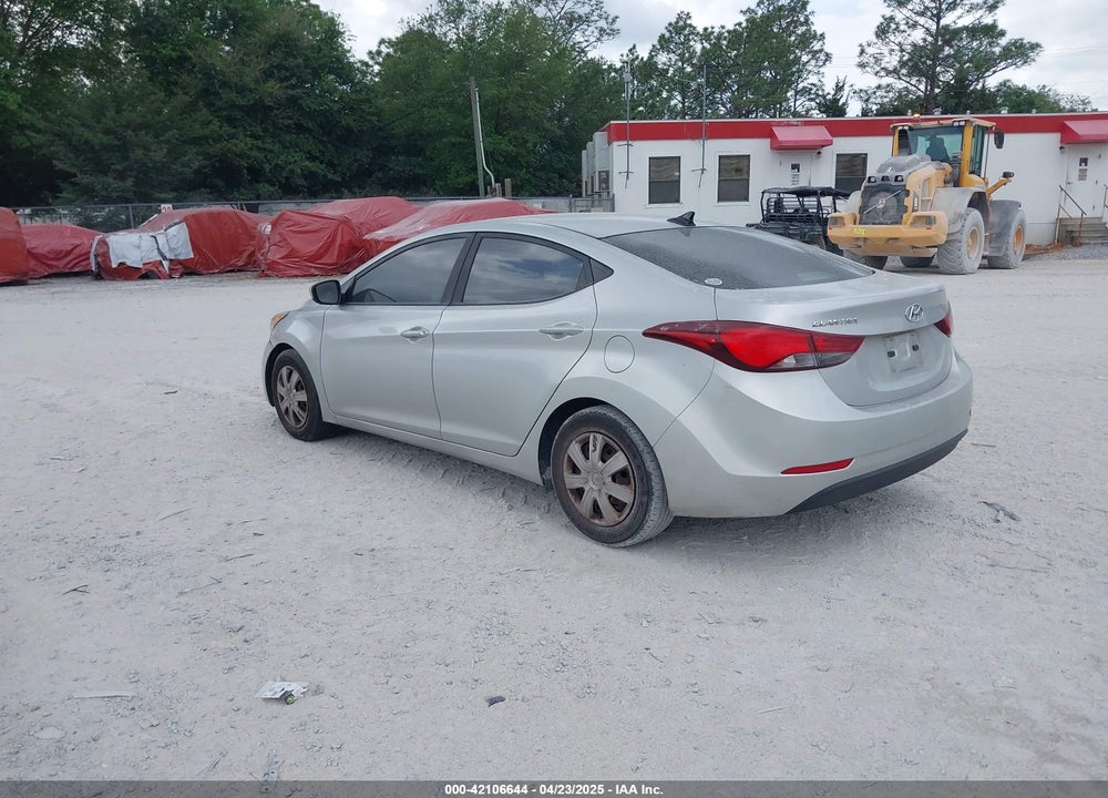2016 HYUNDAI ELANTRA VIN: 5NPDH4AE5GH750664
