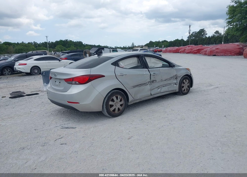2016 HYUNDAI ELANTRA VIN: 5NPDH4AE5GH750664