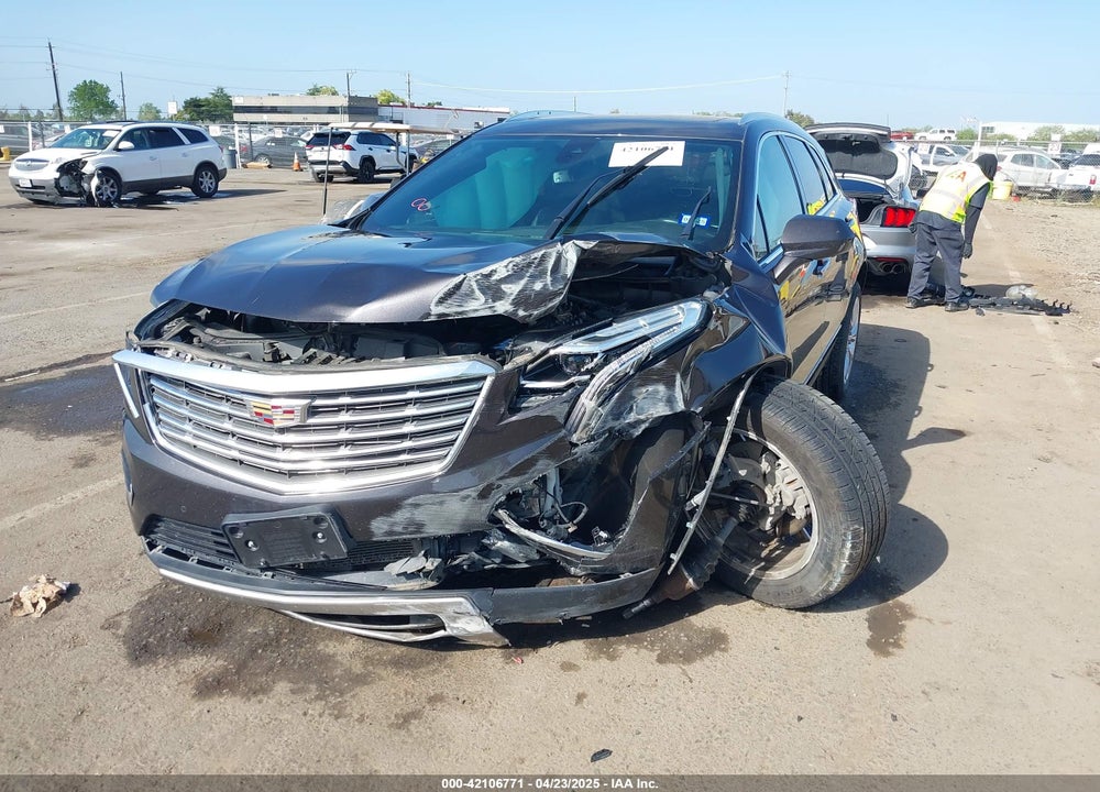 2017 CADILLAC XT5 VIN: 1GYKNFRS5HZ122758
