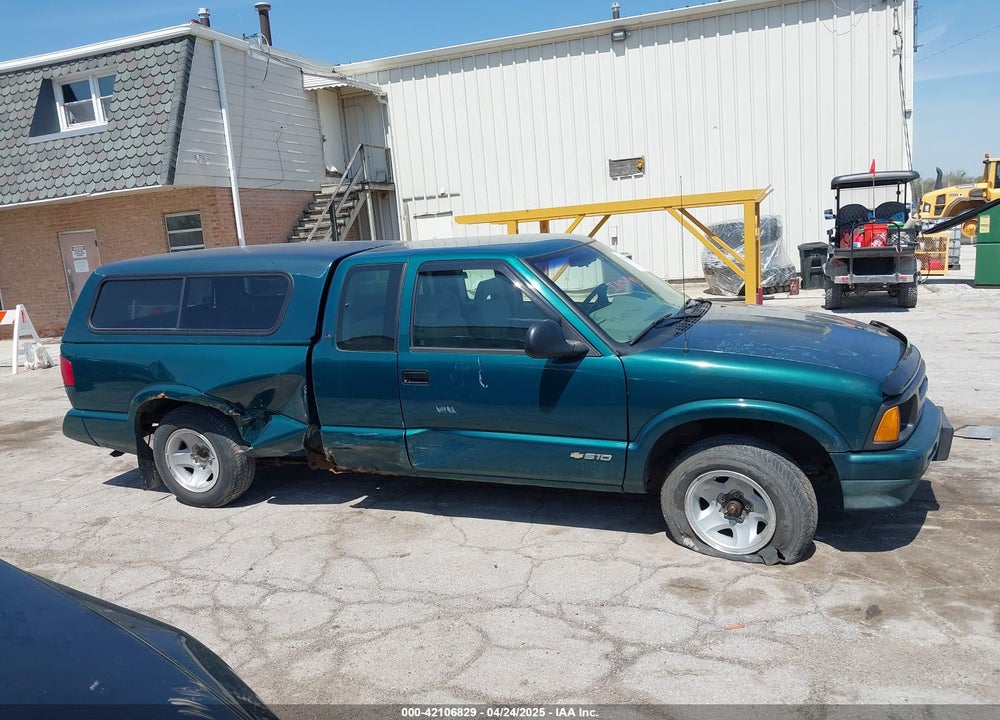 1997 CHEVROLET S-10 LS FLEETSIDE VIN: 1GCCS19X4V8120776