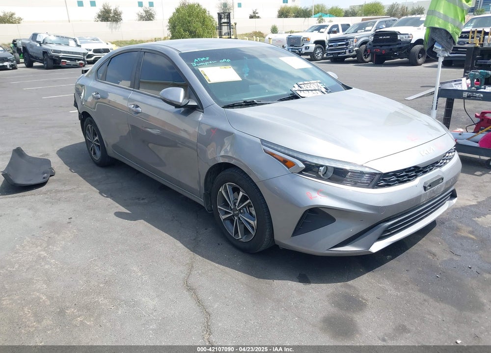 2024 KIA FORTE LXS VIN: 3KPF24AD1RE748029