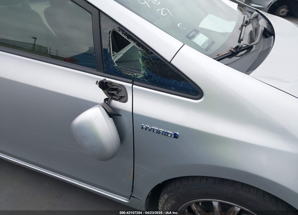 2015 TOYOTA PRIUS V VIN: JTDZN3EU7FJ016950