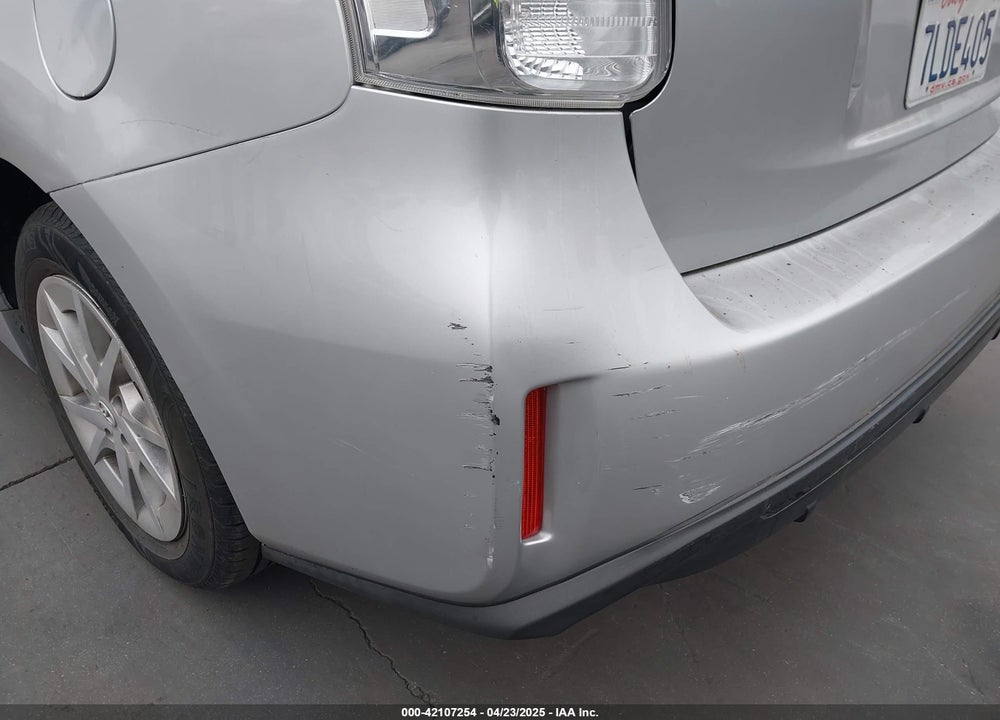 2015 TOYOTA PRIUS V VIN: JTDZN3EU7FJ016950