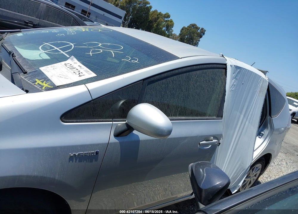 2015 TOYOTA PRIUS V VIN: JTDZN3EU7FJ016950