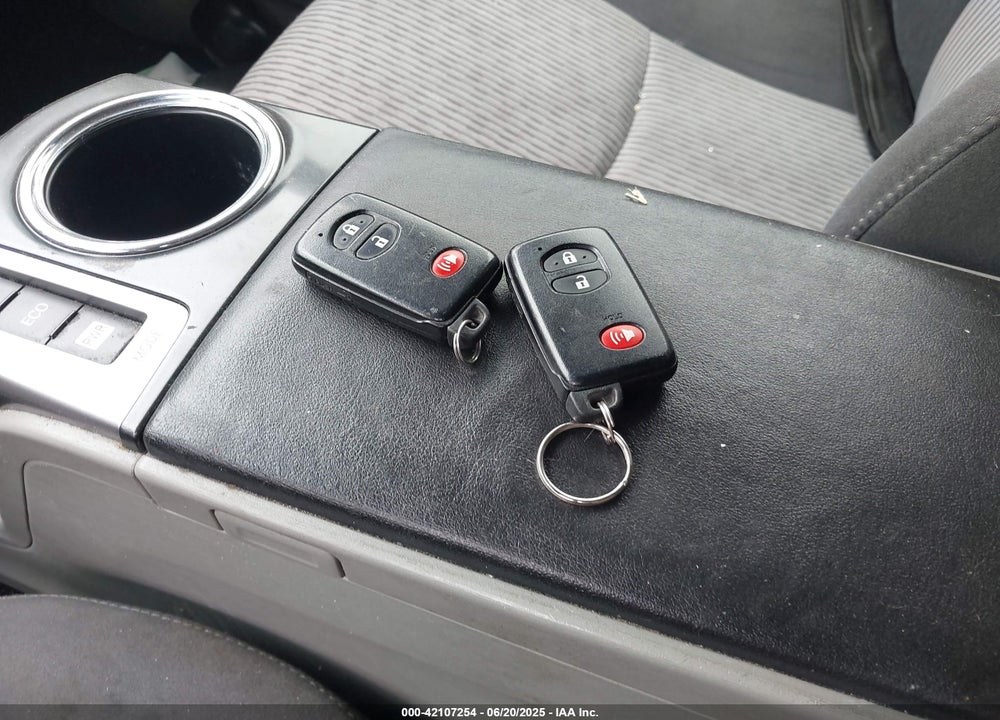2015 TOYOTA PRIUS V VIN: JTDZN3EU7FJ016950