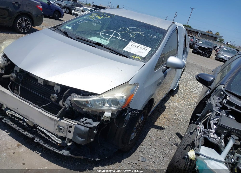 2015 TOYOTA PRIUS V VIN: JTDZN3EU7FJ016950