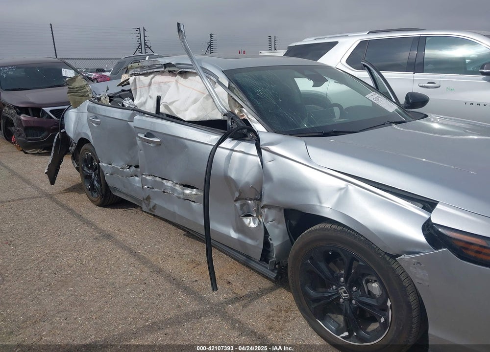 2025 HONDA ACCORD SE VIN: 1HGCY1F46SA006695