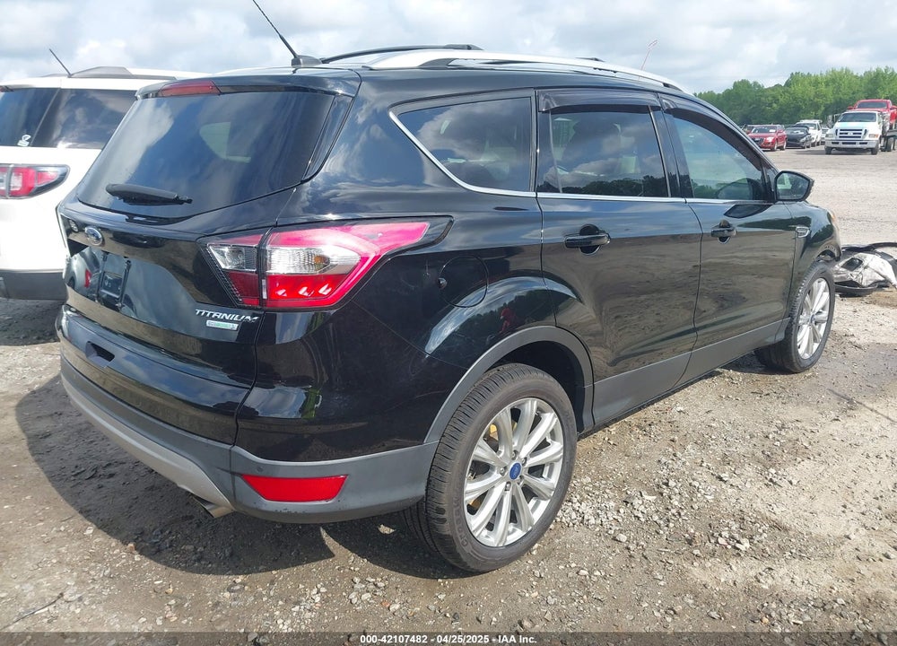 2017 FORD ESCAPE VIN: 1FMCU0JD8HUE84471