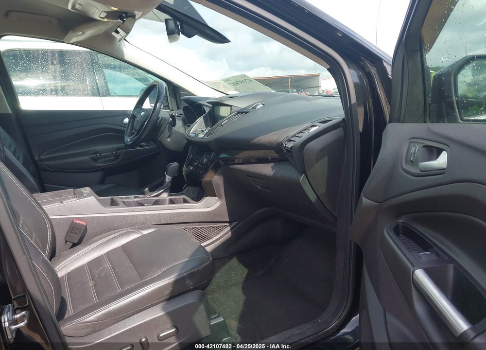 2017 FORD ESCAPE VIN: 1FMCU0JD8HUE84471