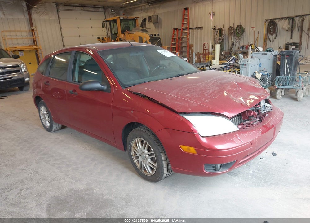 2005 FORD FOCUS ZX5 VIN: 3FAFP37NX5R109507