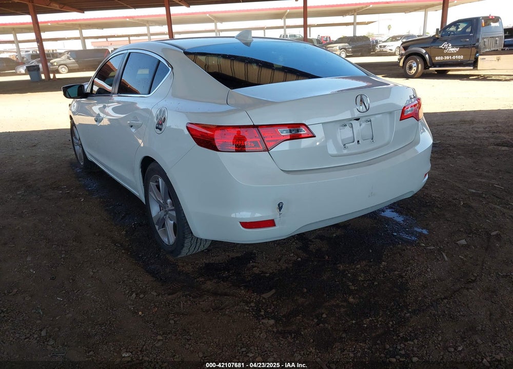 2014 ACURA ILX 2.0L VIN: 19VDE1F34EE015196