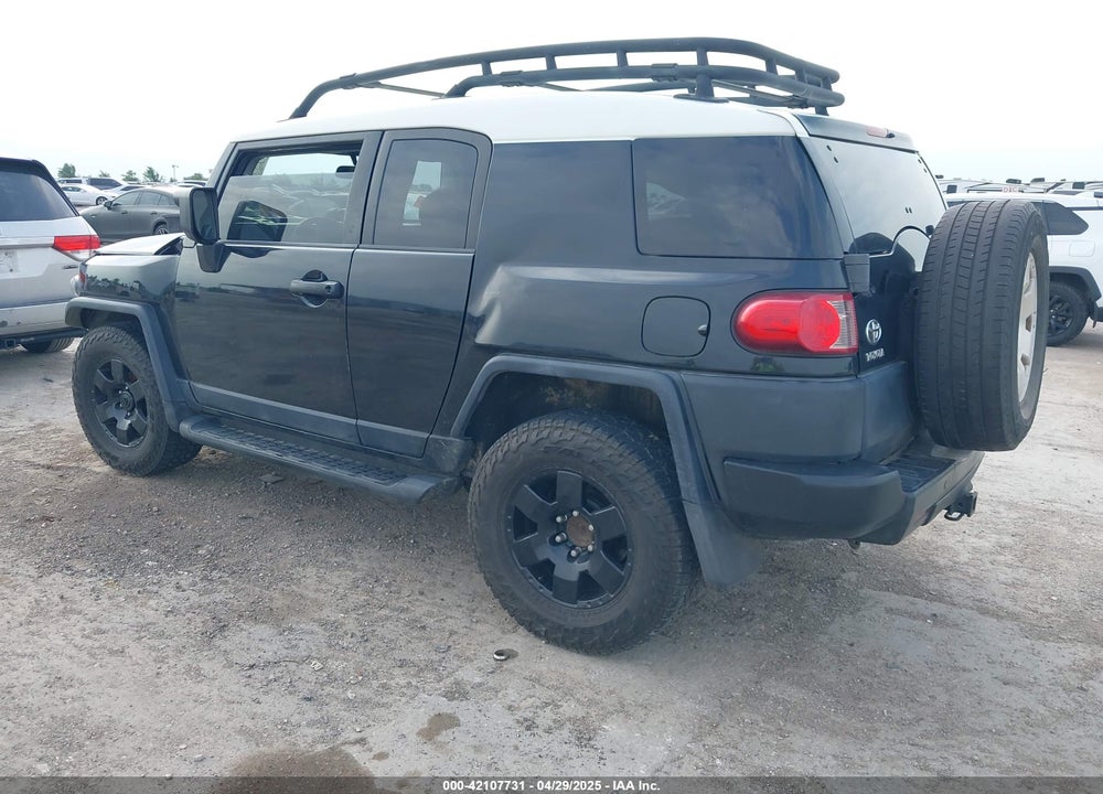 2007 TOYOTA FJ CRUISER VIN: JTEZU11F470012534