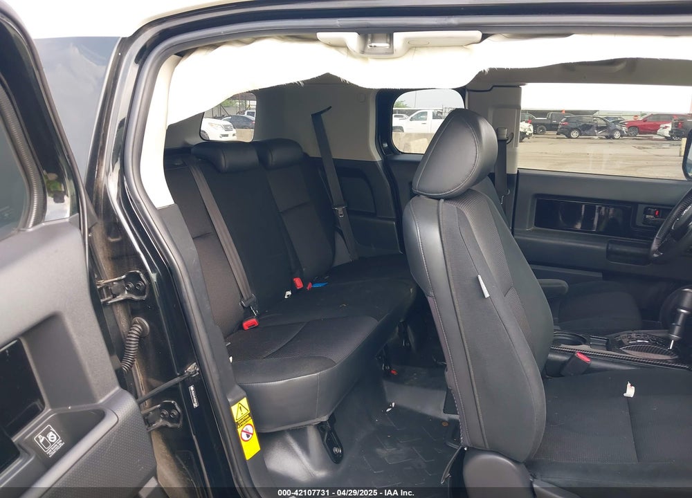 2007 TOYOTA FJ CRUISER VIN: JTEZU11F470012534