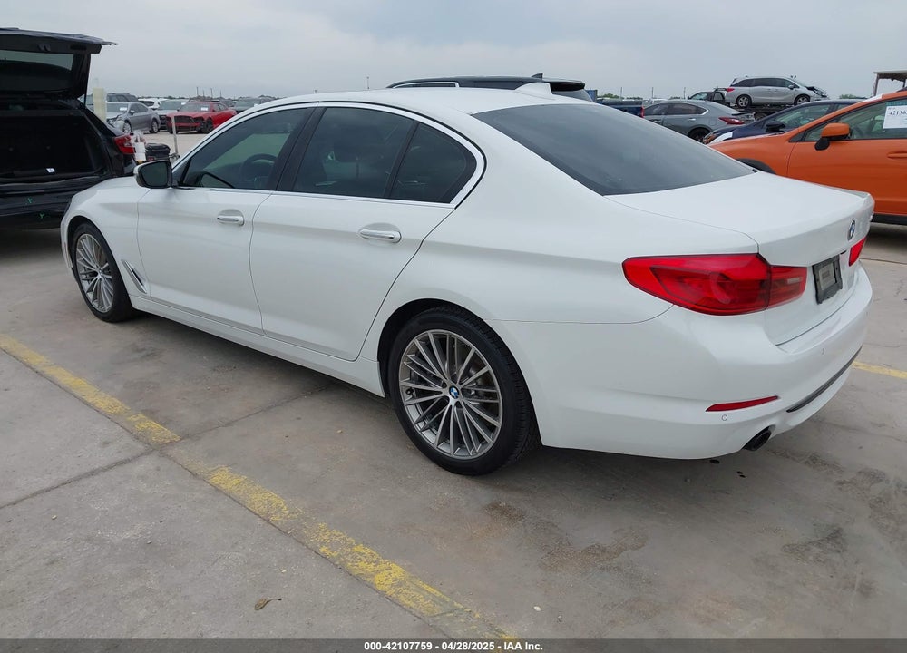 2018 BMW 5 SERIES VIN: WBAJA5C54JWA39338