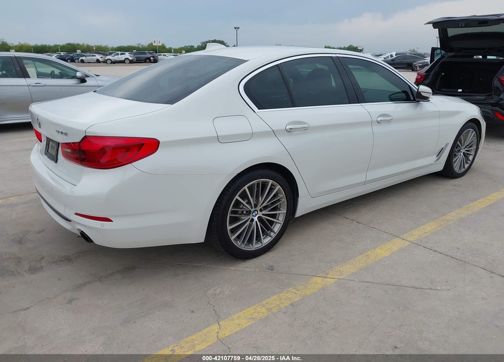 2018 BMW 5 SERIES VIN: WBAJA5C54JWA39338