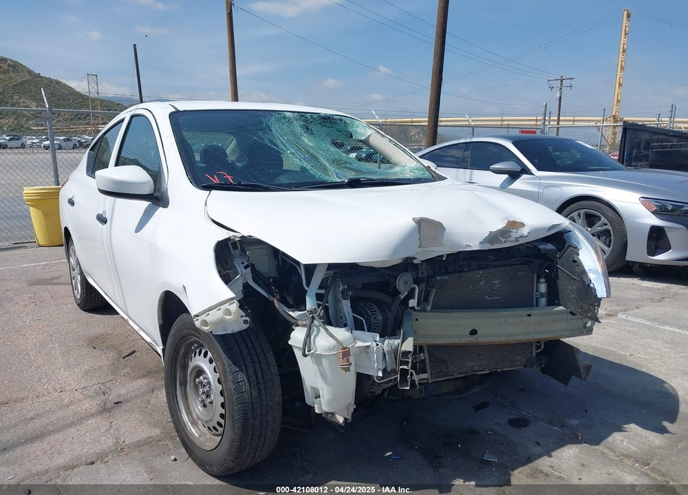 2018 NISSAN VERSA 1.6 S+ VIN: 3N1CN7AP2JL820770