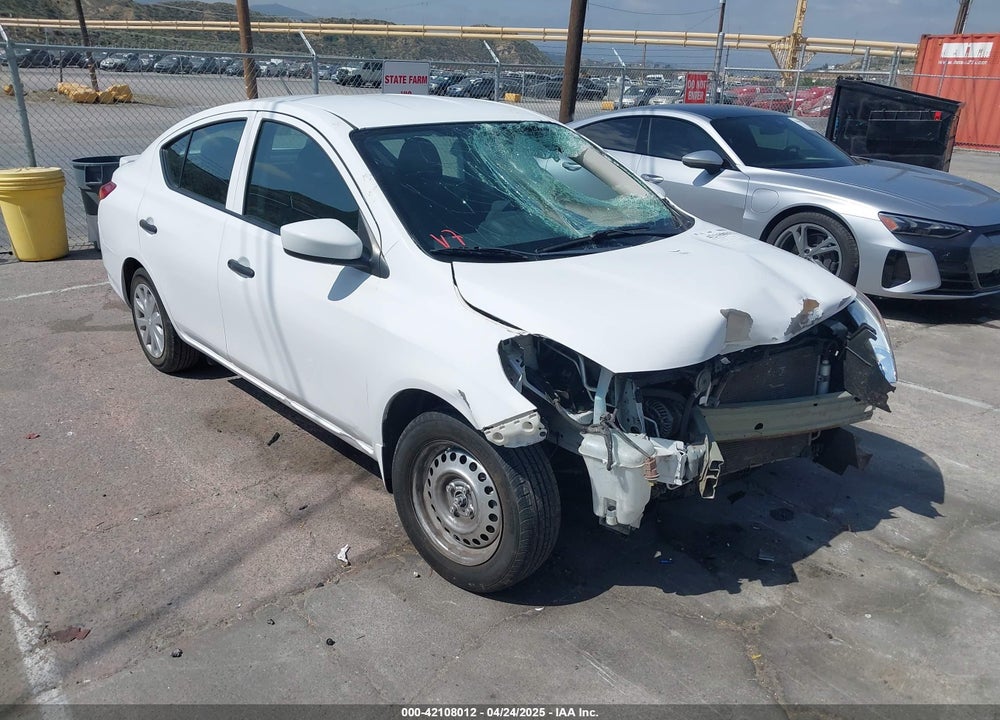 2018 NISSAN VERSA 1.6 S+ VIN: 3N1CN7AP2JL820770