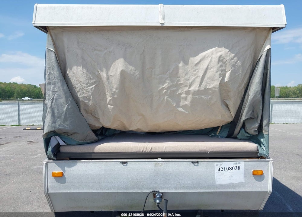 2001 JAYCO QWEST 12A VIN: 1UJAJ01G5115A0417