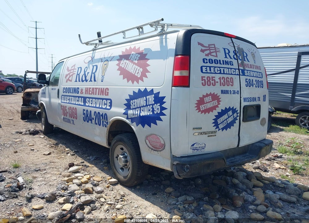 2011 CHEVROLET EXPRESS 2500 WORK VAN VIN: 1GCWGGCA2B1129681