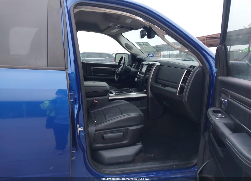 2015 RAM 1500 VIN: 1C6RR6MT5FS614311