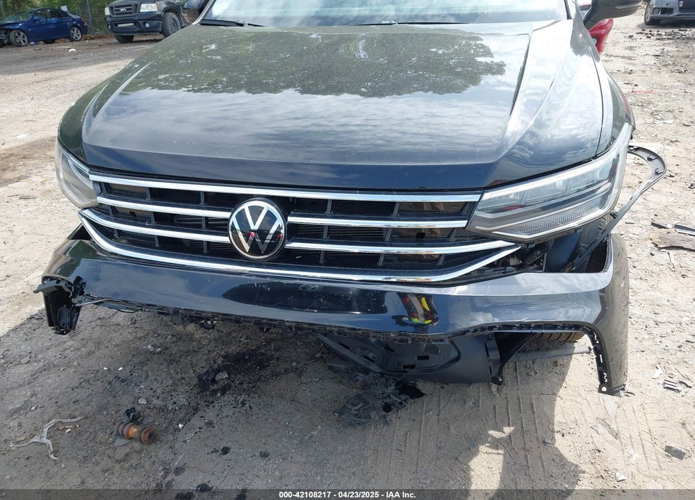 2023 VOLKSWAGEN TIGUAN VIN: 3VVRB7AX6PM108735