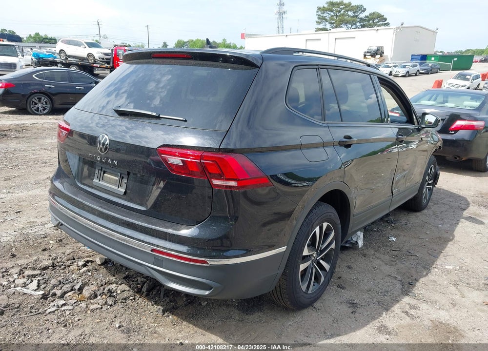 2023 VOLKSWAGEN TIGUAN VIN: 3VVRB7AX6PM108735