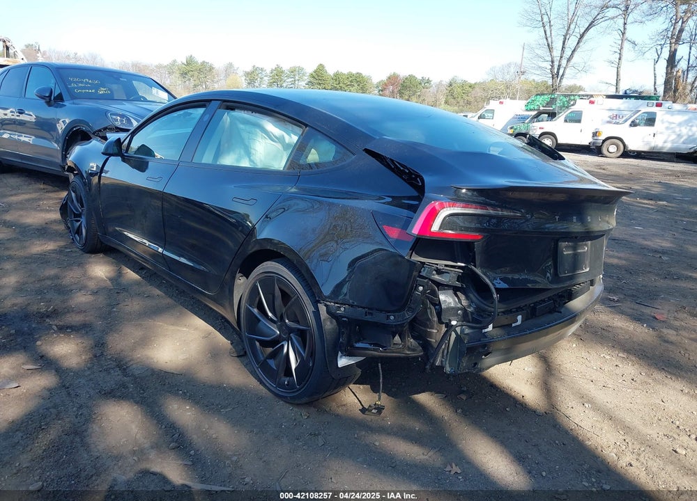 2024 TESLA MODEL 3 VIN: 5YJ3E1ET0RF880929