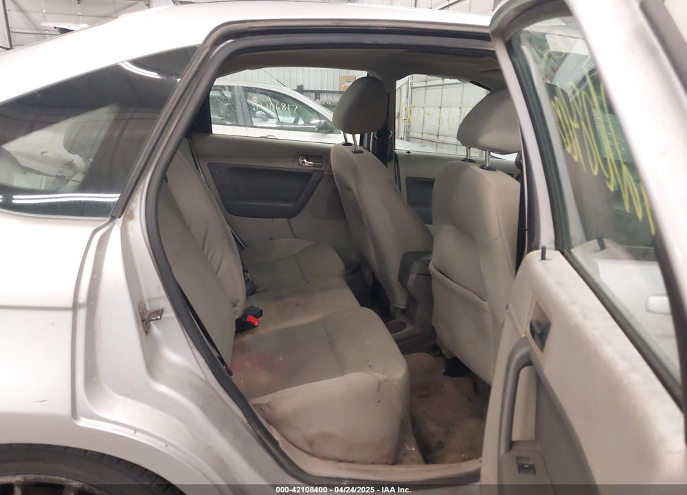 2011 FORD FOCUS SES VIN: 1FAHP3GN3BW153558